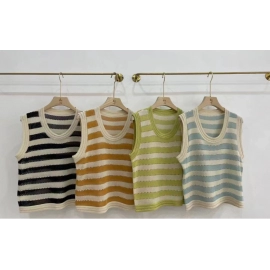 Knitted vest Women's 2022 autumn and winter striped sleeveless sweater vest